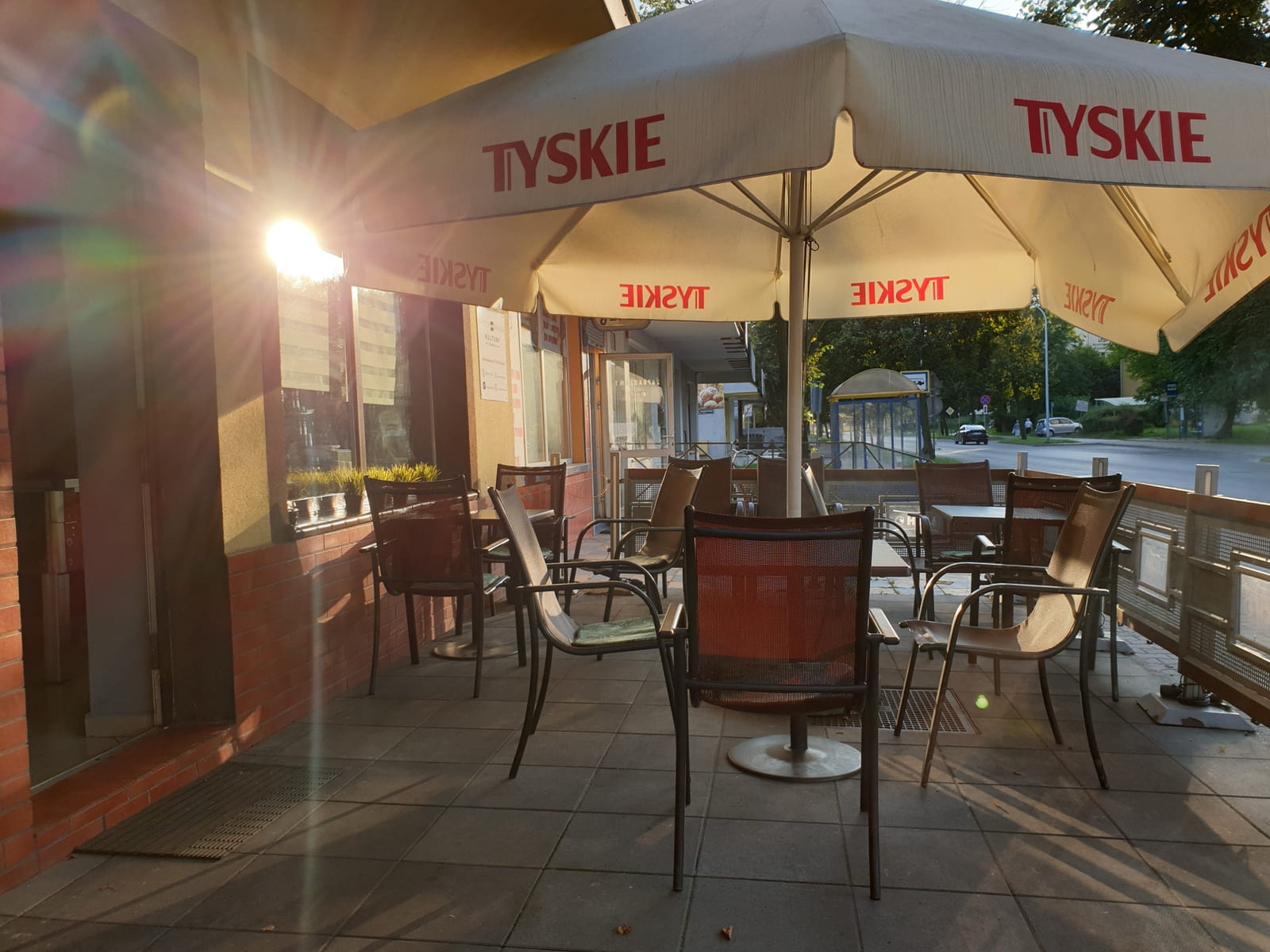 Taras Przechowalni o zachodzie słońca